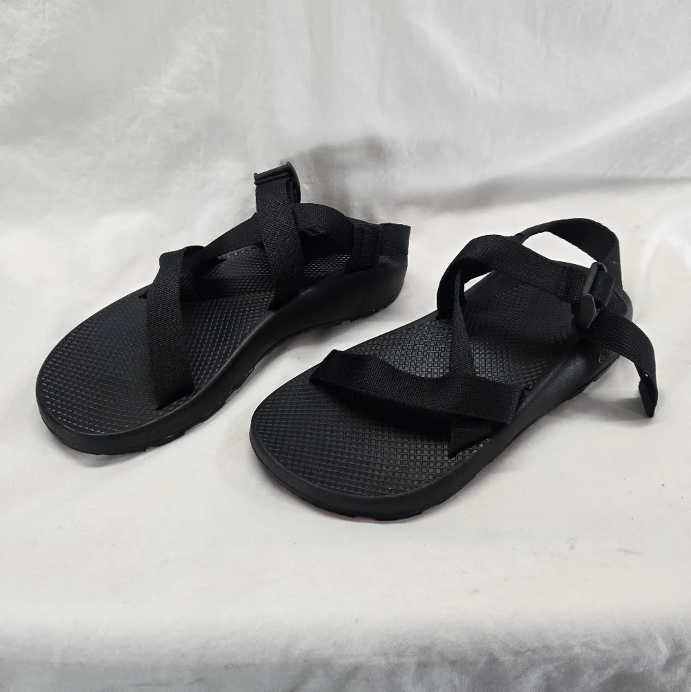 Chaco Men's Size 12 Black  Z/1 Cloud Sandals GUC